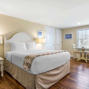 Habitación Estándar con Cama Queen